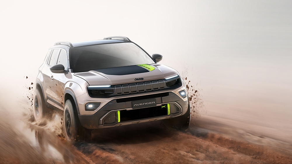 JeepAvenger4xe.jpg