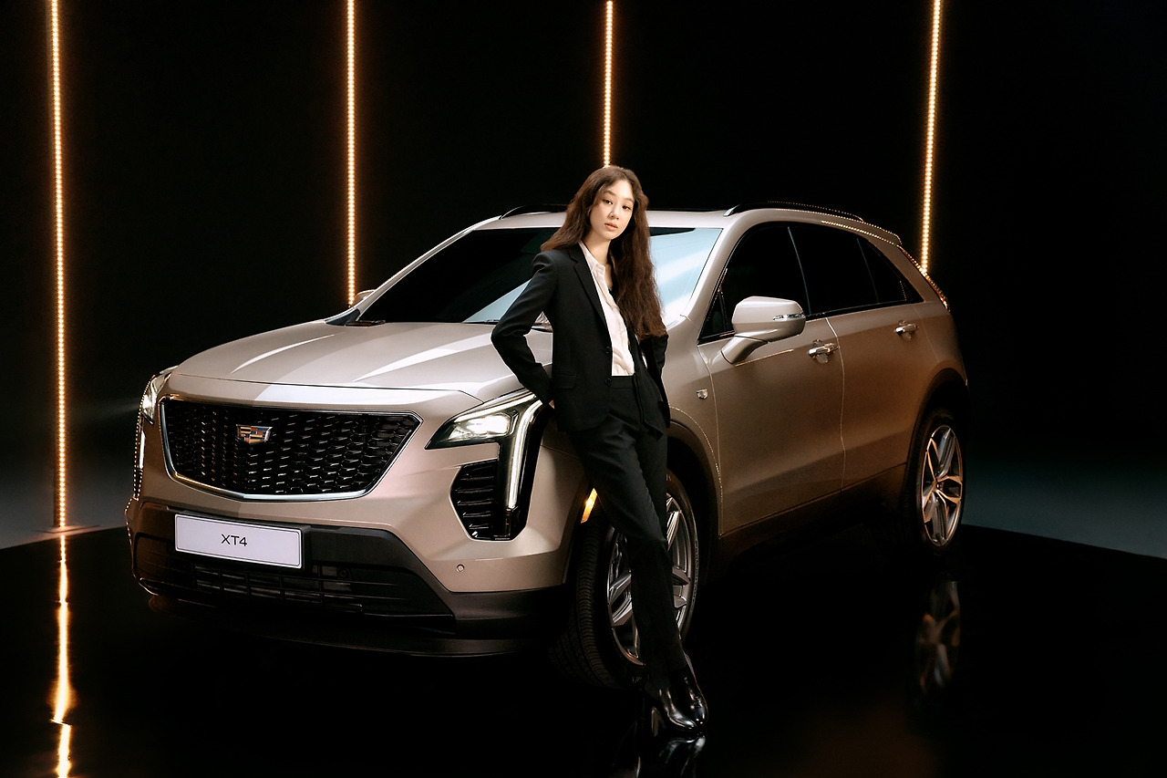 캐딜락_XT4_앰버서더_정려원.jpg