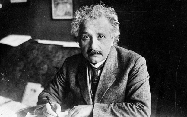 einstein_2411605b.jpg