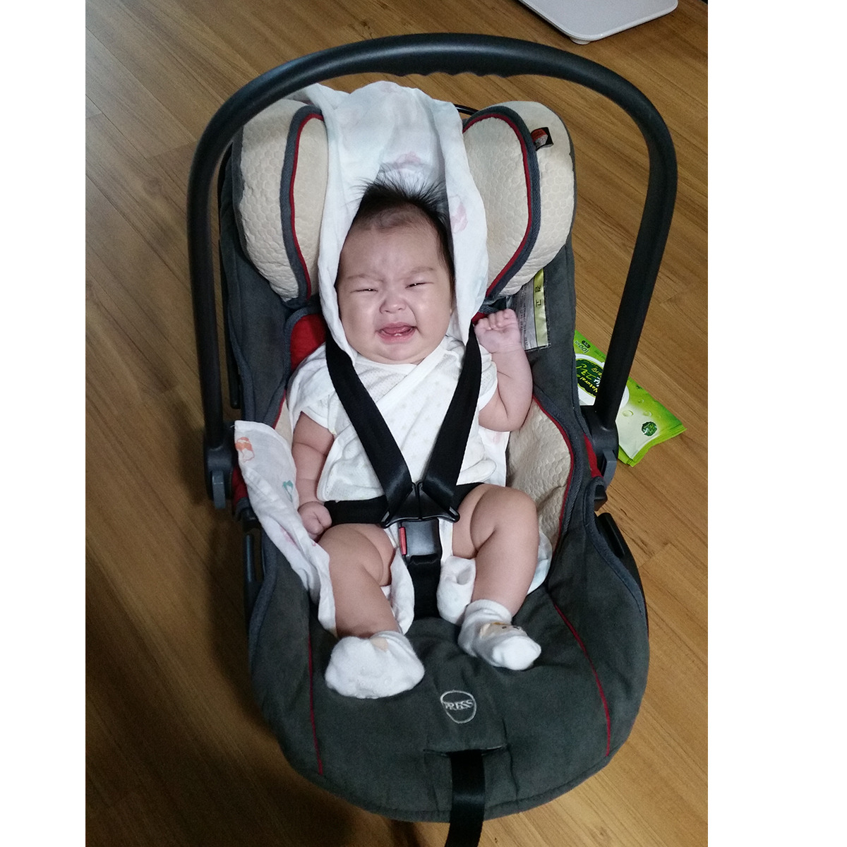 180221 신생아카시트-.jpg