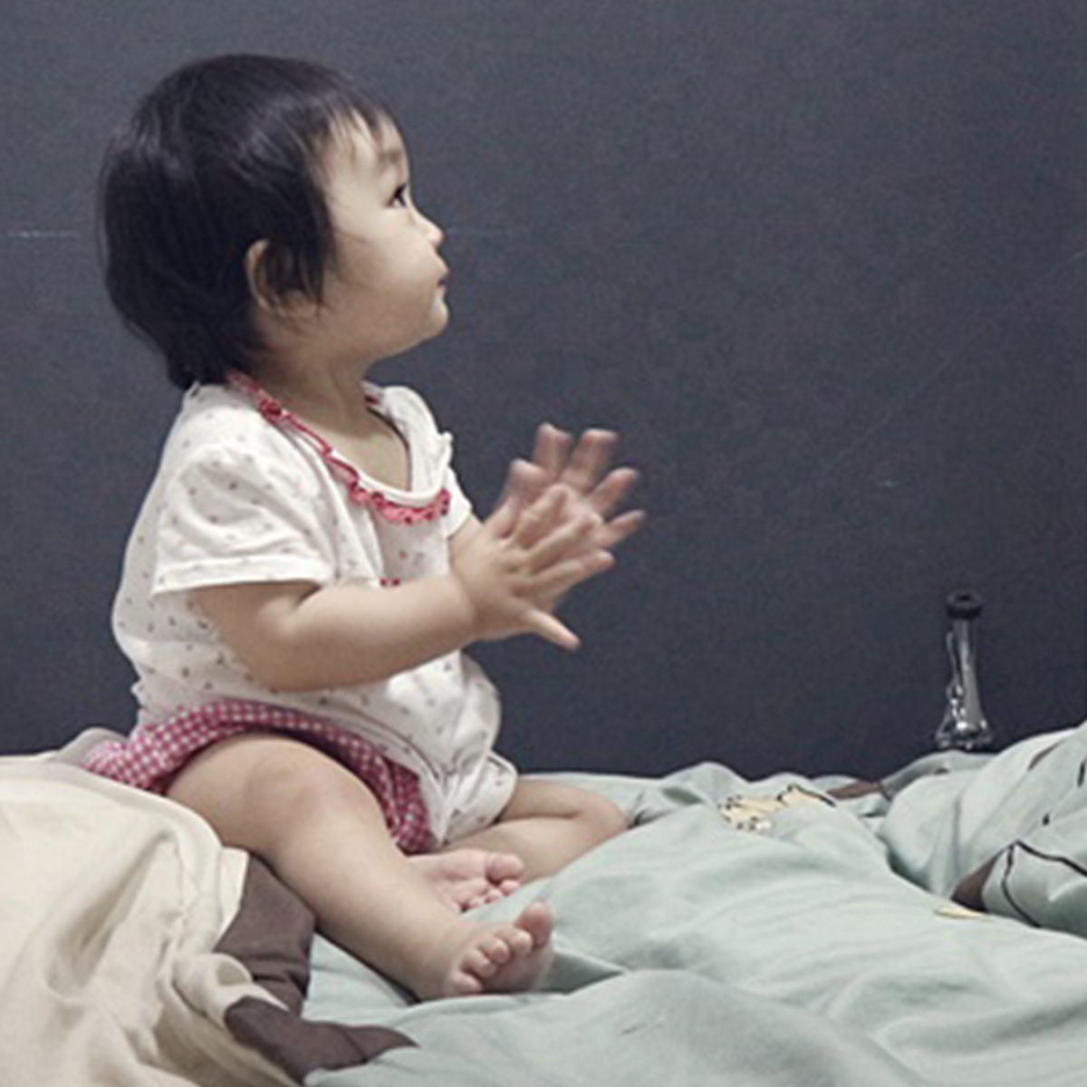 180528 현관에서 놀기--.jpg