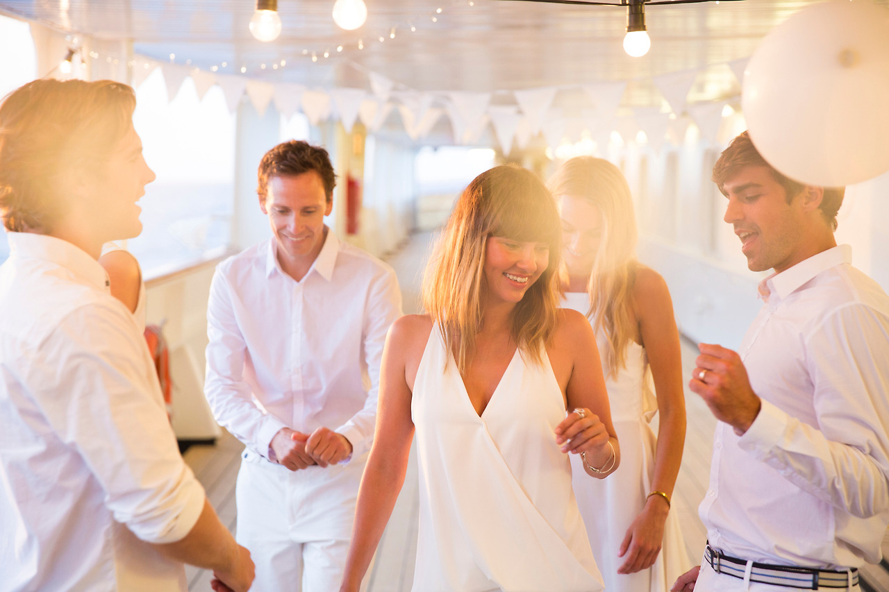 Bianco-white-party-on-PO-Cruises.jpg