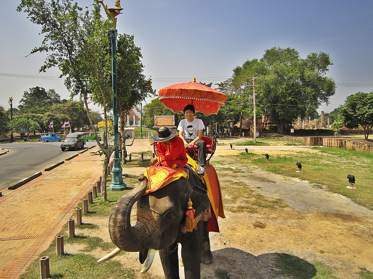 14. Elephant Taxi Kraal (26).jpg
