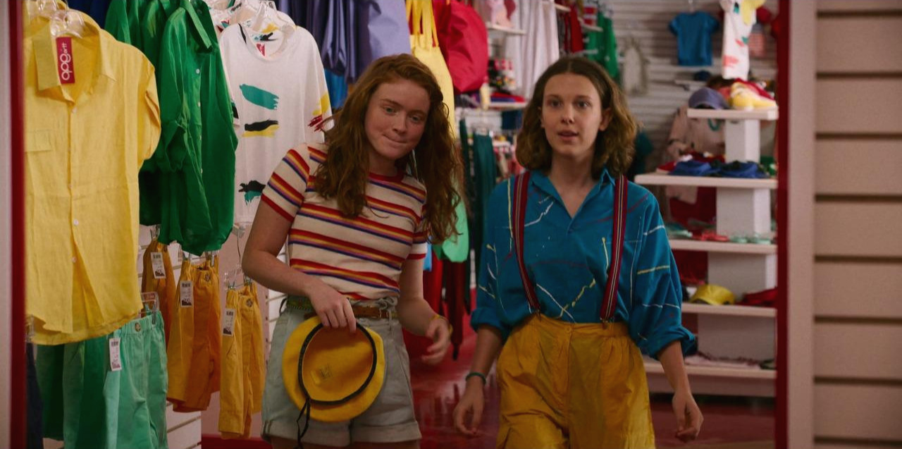 The-Gap-Clothing-Store-in-Stranger-Things-2.jpg