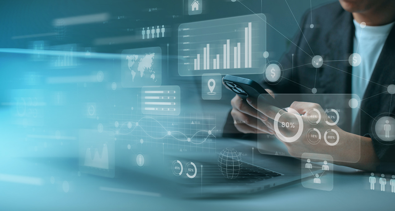 vecteezy_business-intelligence-and-big-data-analysis-technology-with_17185958 (1).jpg