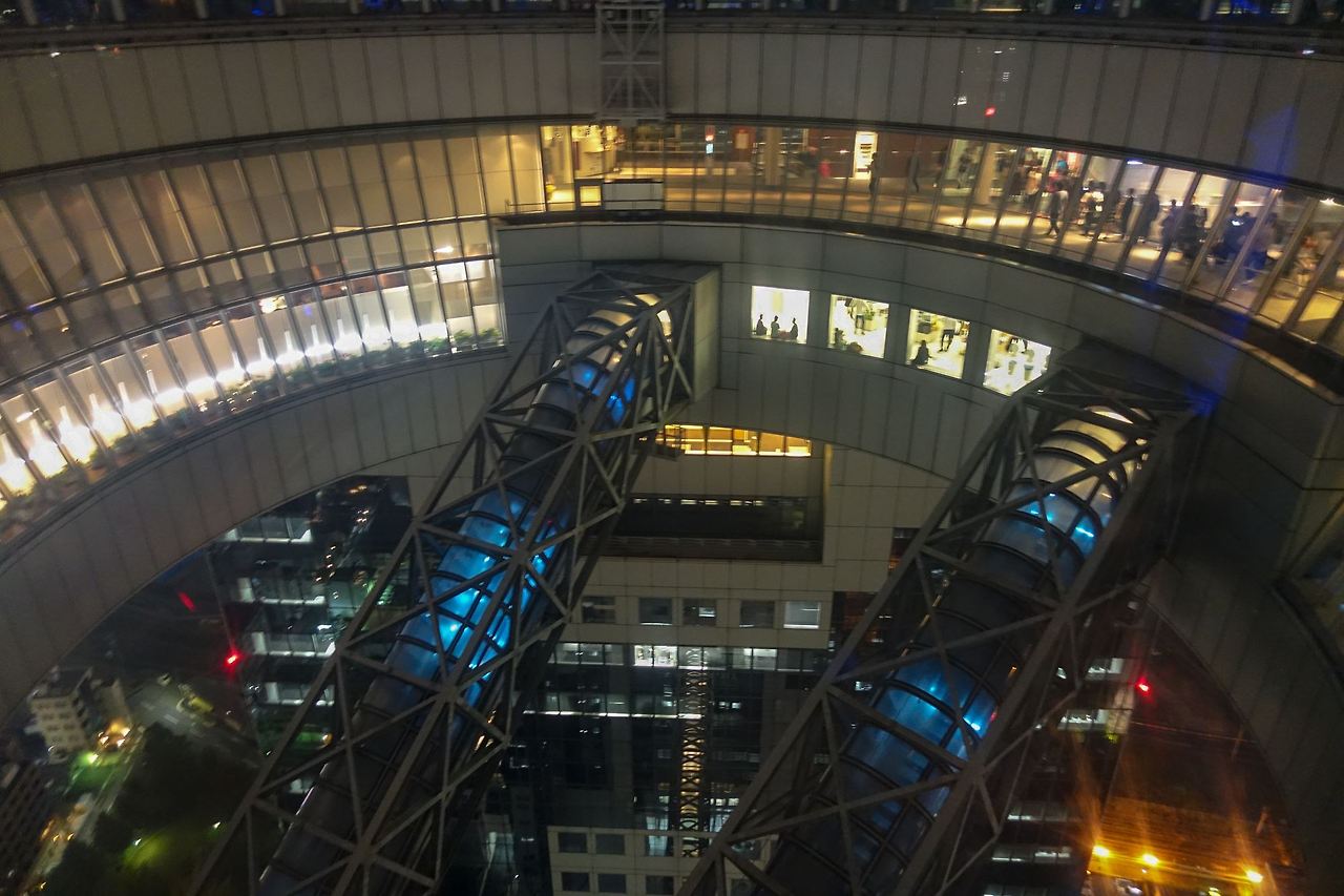 13-13우메다 공중정원.jpg