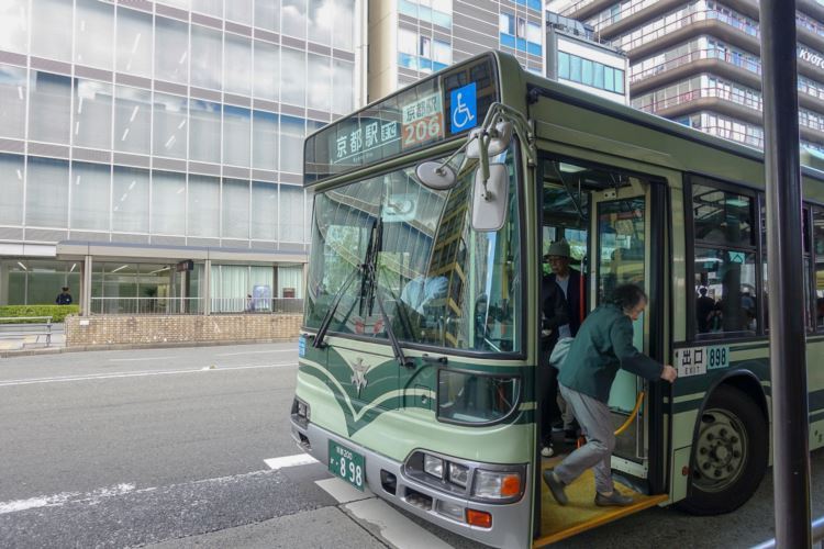 21교토버스resize.jpg