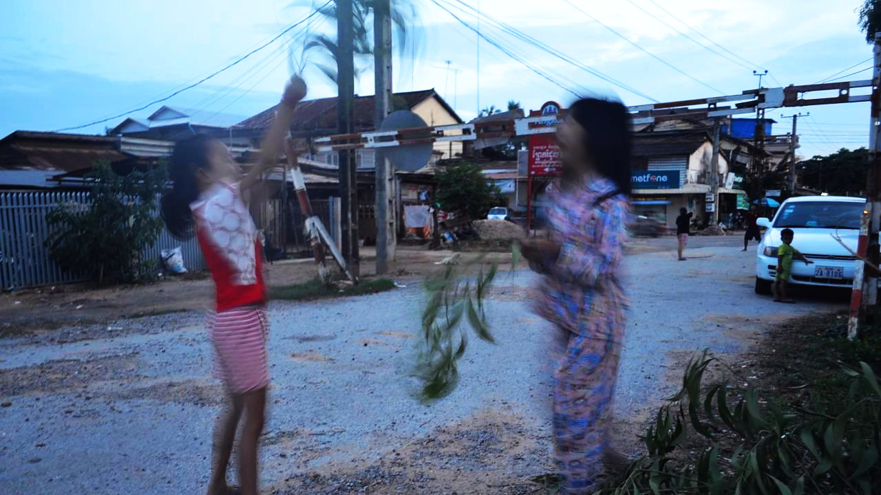 아이들_해질녘 (1).jpg