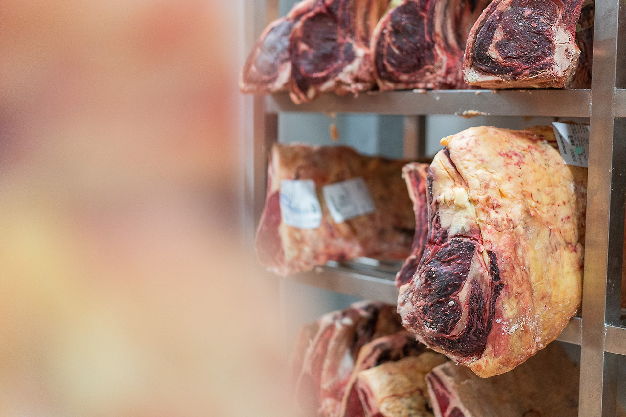 maduracio%CC%81n-de-la-carne-en-seco-Dry-Aged-07.jpg
