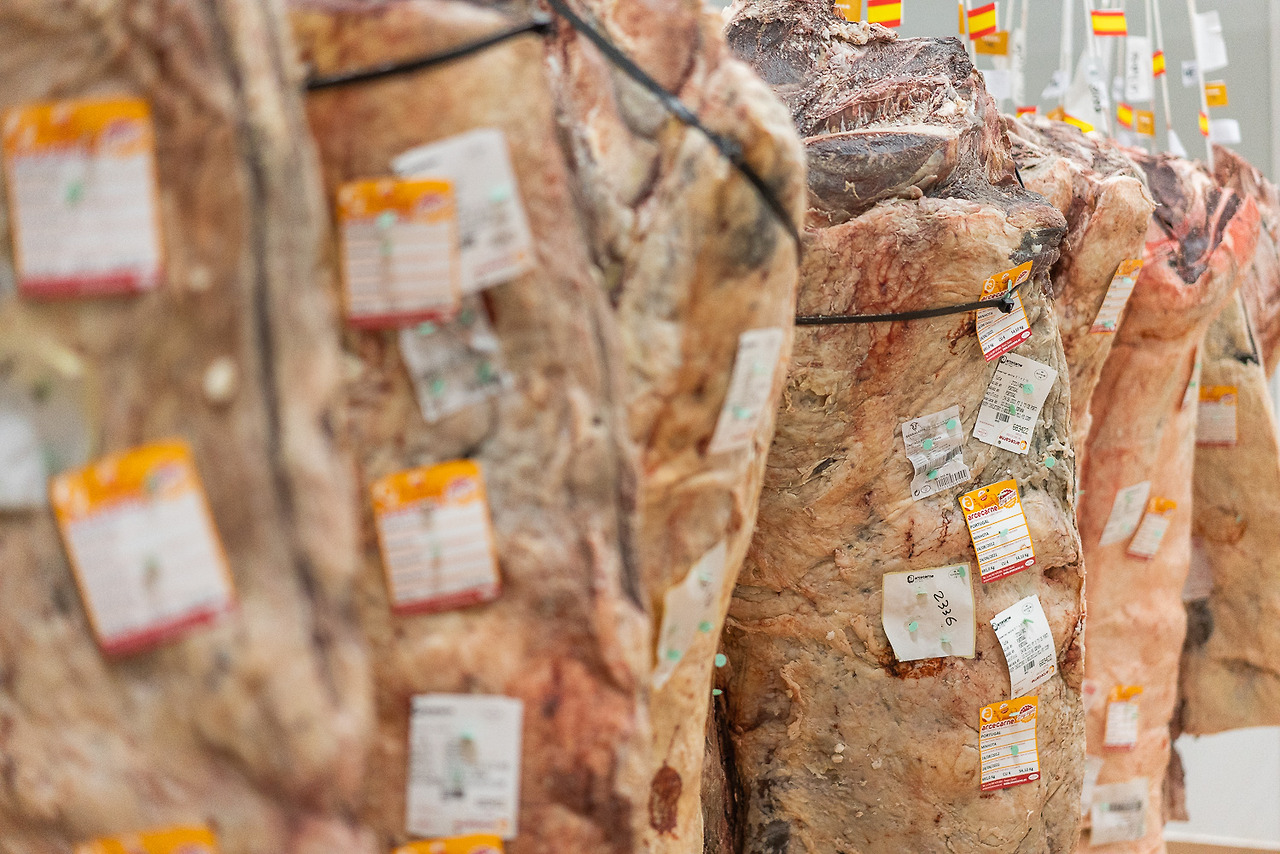 maduracio%CC%81n-de-la-carne-en-seco-Dry-Aged-03.jpg