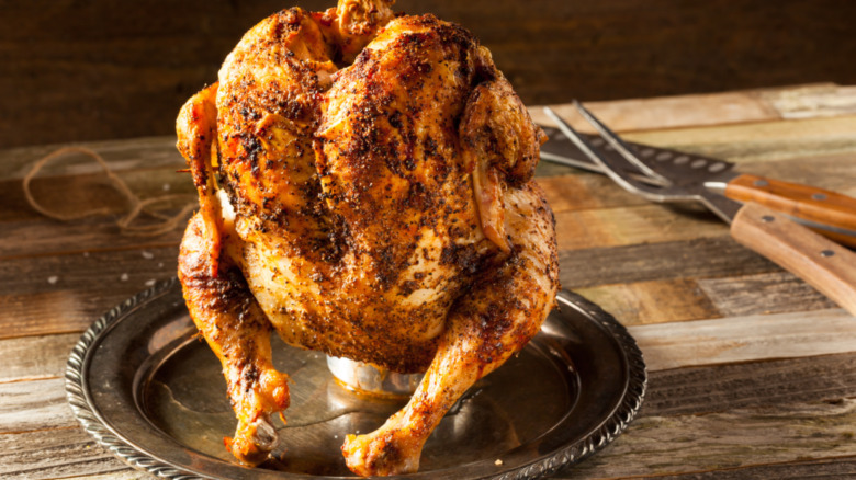 beer-can-chicken-1618859040.jpg
