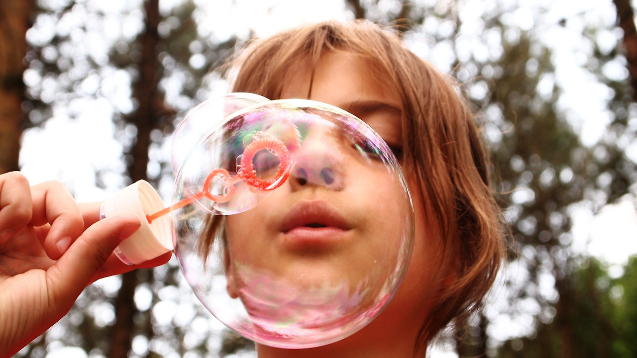 blow-bubbles-668950_1920.jpg