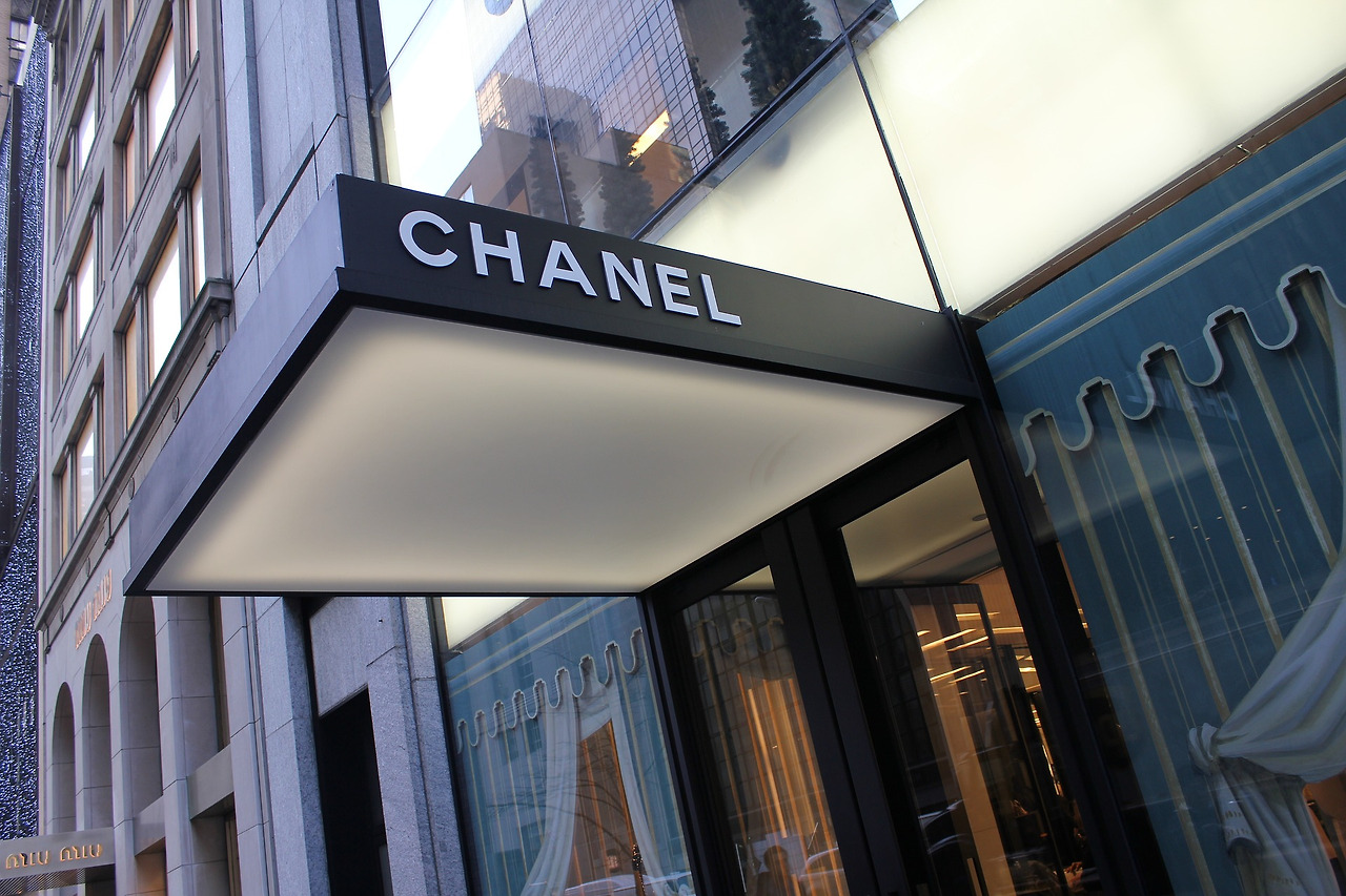 chanel-489465_1920.jpg