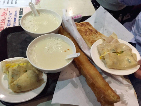 2-if-youve-never-had-taiwanese-breakfast-youre-missing-out-fuhang-doujiang-in-taipei-has-a-line-out-the-door-every-morning-and-the-wait-for-soy-milk-egg-crepes-and-fried-dough-sticks-is-worth-it.jpg