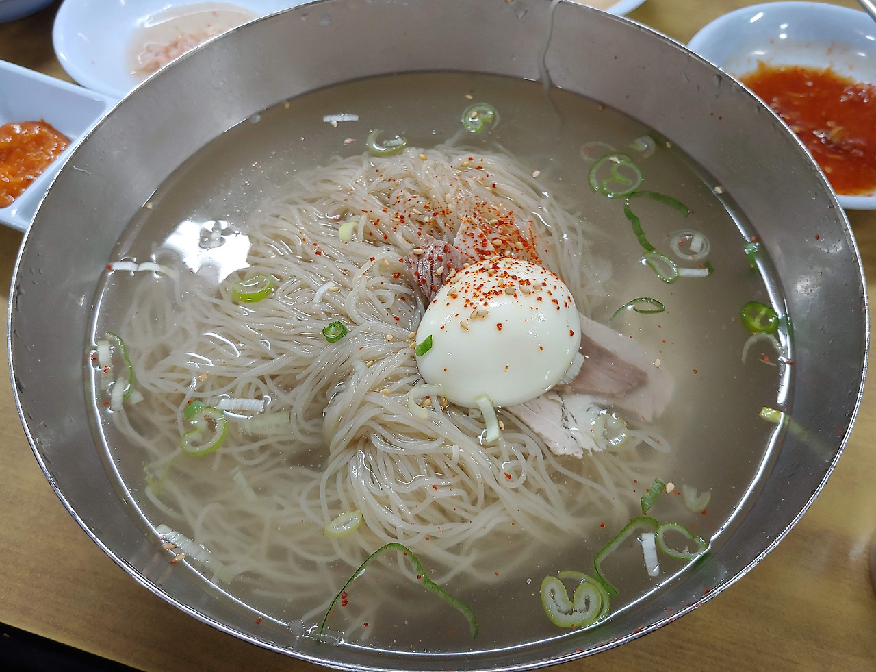 을지면옥 물냉면.jpg