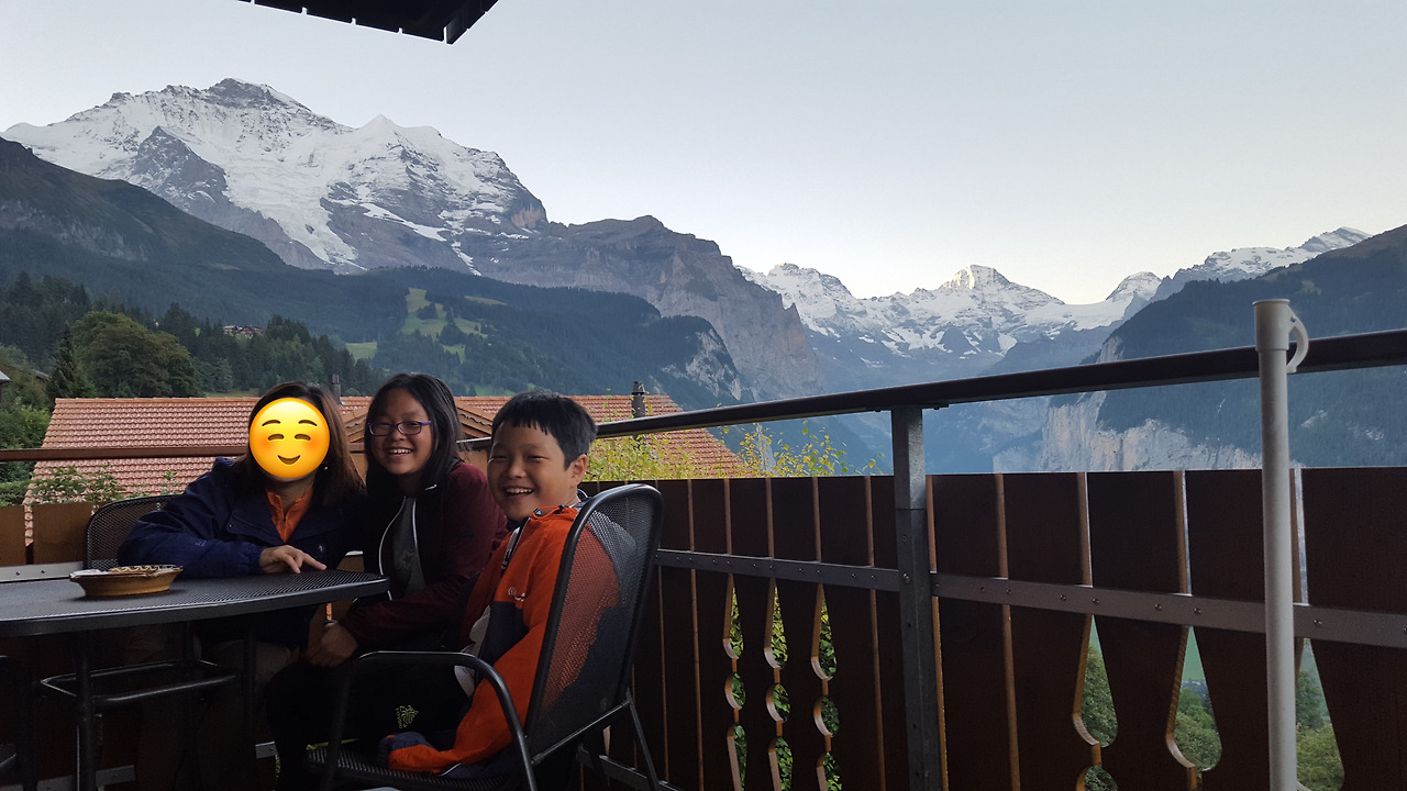 벵엔 작별 사진.jpg