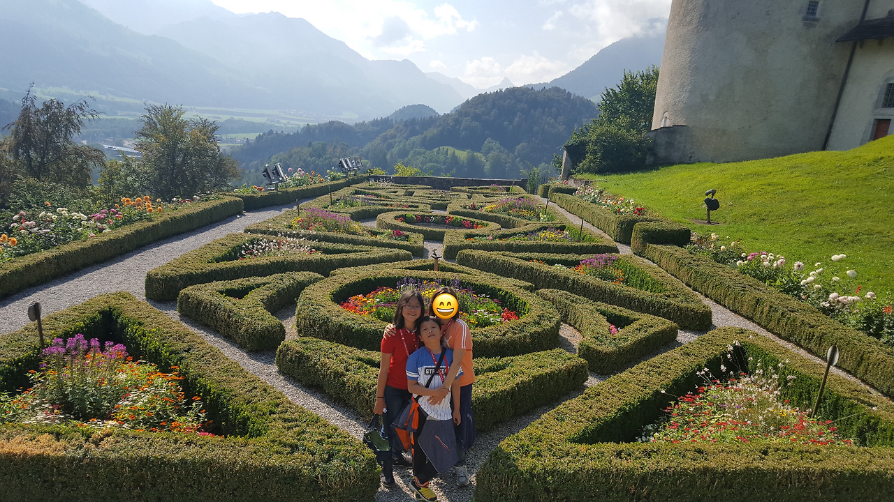 그뤼에르 성에서.jpg