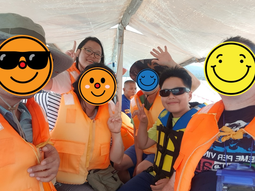 사방비치 보트에서 .jpg