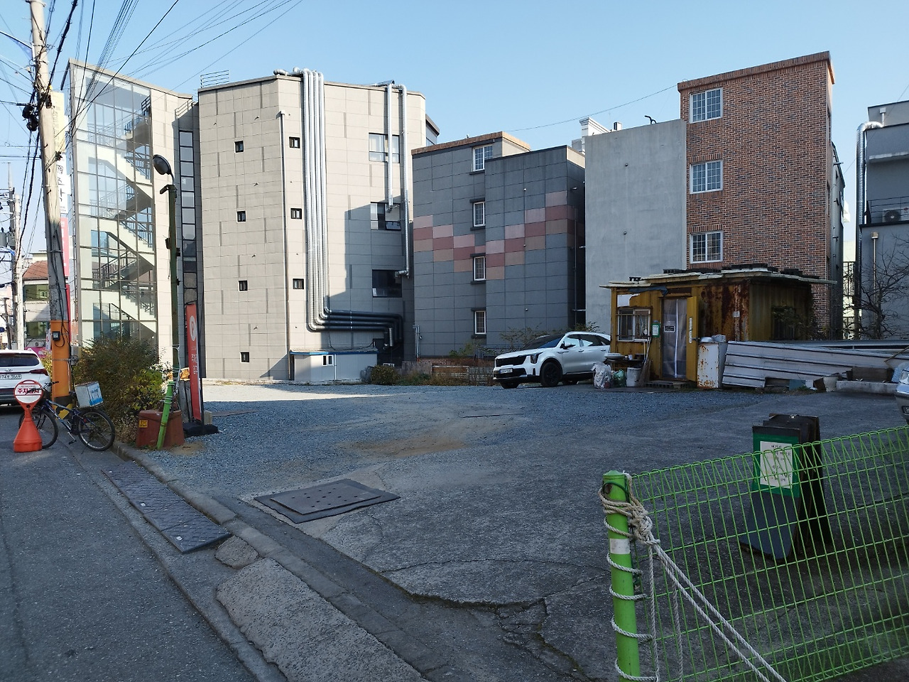 23화 주차장이 덮어 놓은 시간