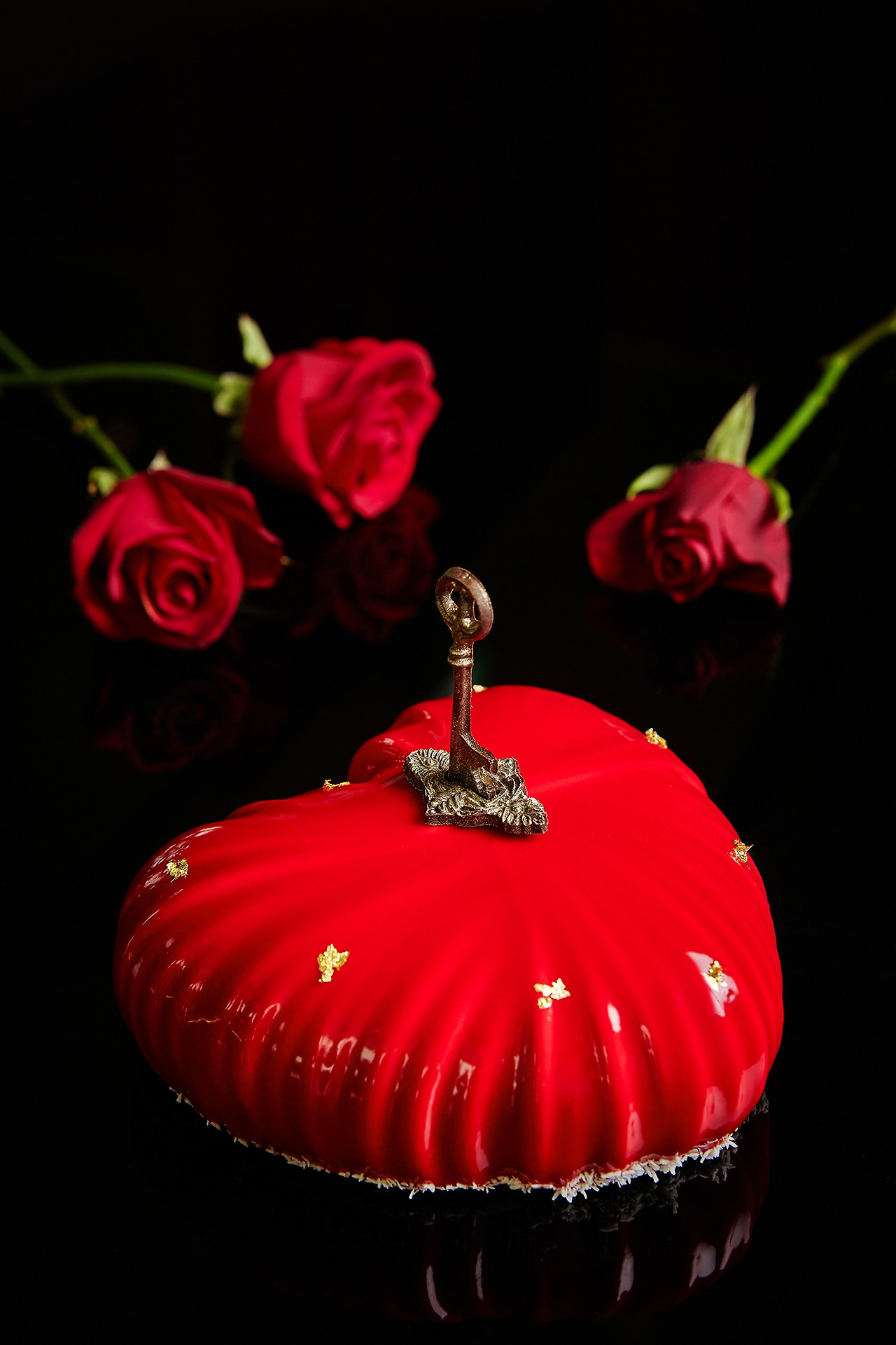 Park Hyatt Busan_Patisserie_Valentine`s Day Cake.jpg