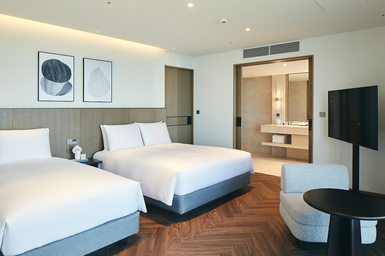 [파르나스호텔제주] 클럽 프레지덴셜 스위트.jpg