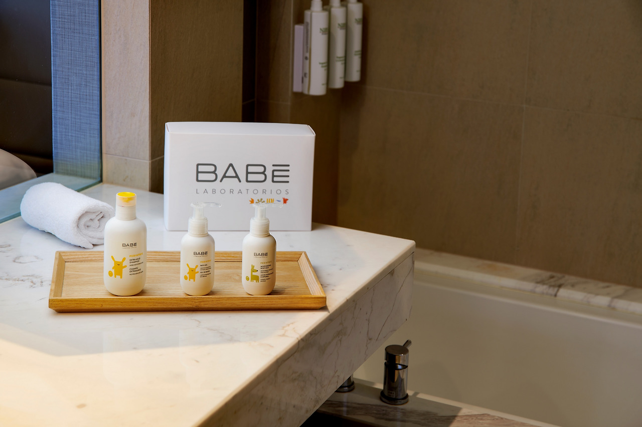 7. 코트야드 메리어트 서울 남대문, 키캉스 콘셉트의 ‘트래블 위드 키즈 패키지’ 선보여.jpg