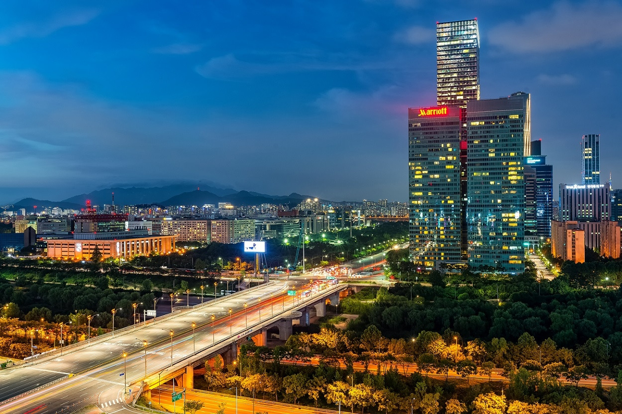 [여의도 메리어트] 가을 단풍 명소에 위치한 여의도 메리어트 호텔.jpg