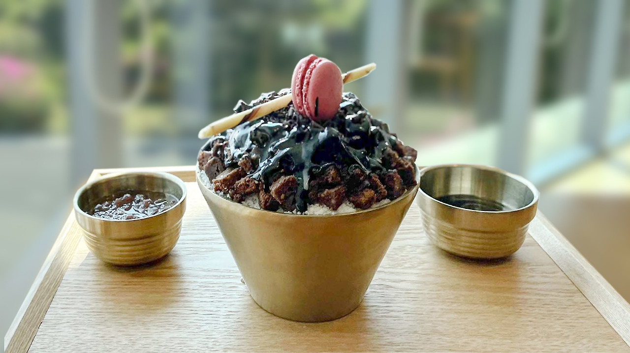 [보도자료] THE WE_ 달콤하고 시원한 여름 빙수 출시_초코 빙수.jpg