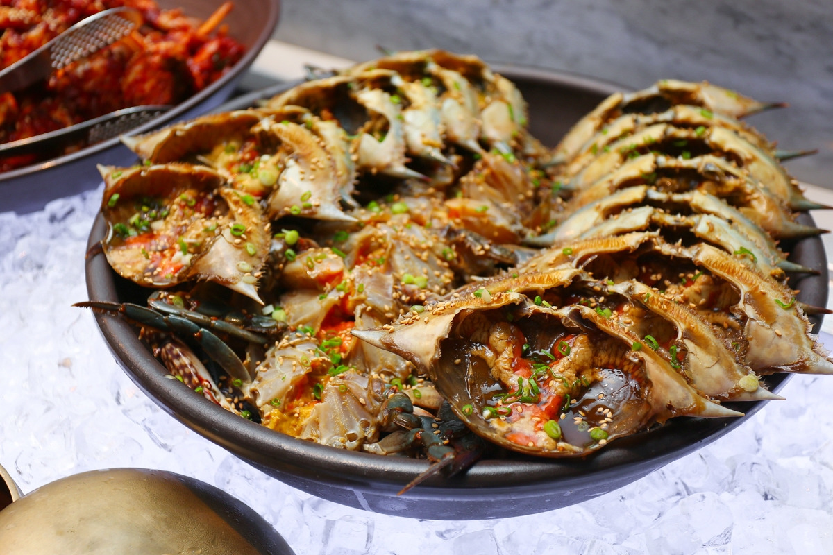 마키노차야 시그니처 메뉴 황게 간장게장.jpg