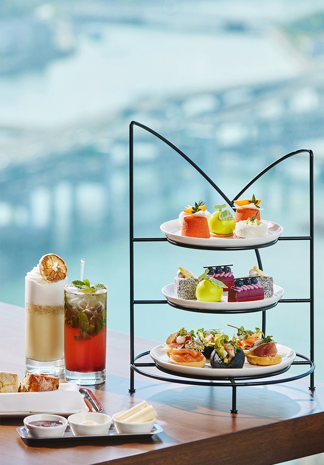 Park Hyatt Busan_Lounge_Summer Afternoon Tea Set.jpg