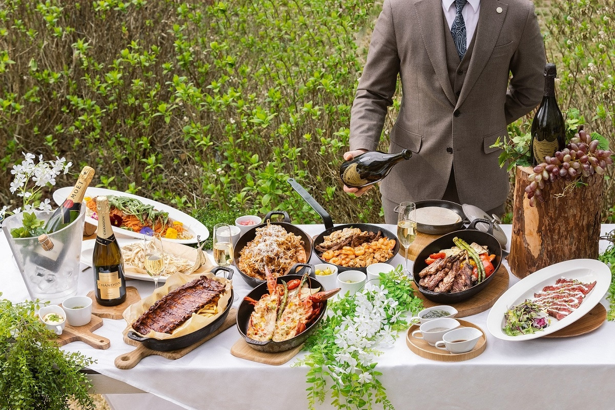 17_쉐라톤 그랜드 인천 호텔, 센트럴파크 앞 야외 테라스 다이닝 ‘더 테라스’.jpg