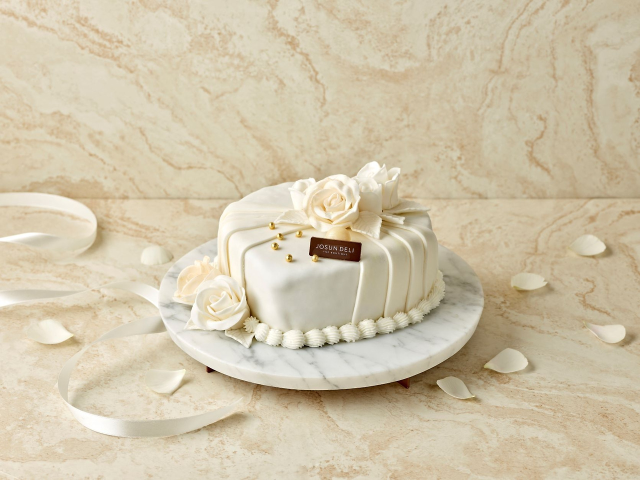 조선 팰리스_밸런타인데이케이크.jpg