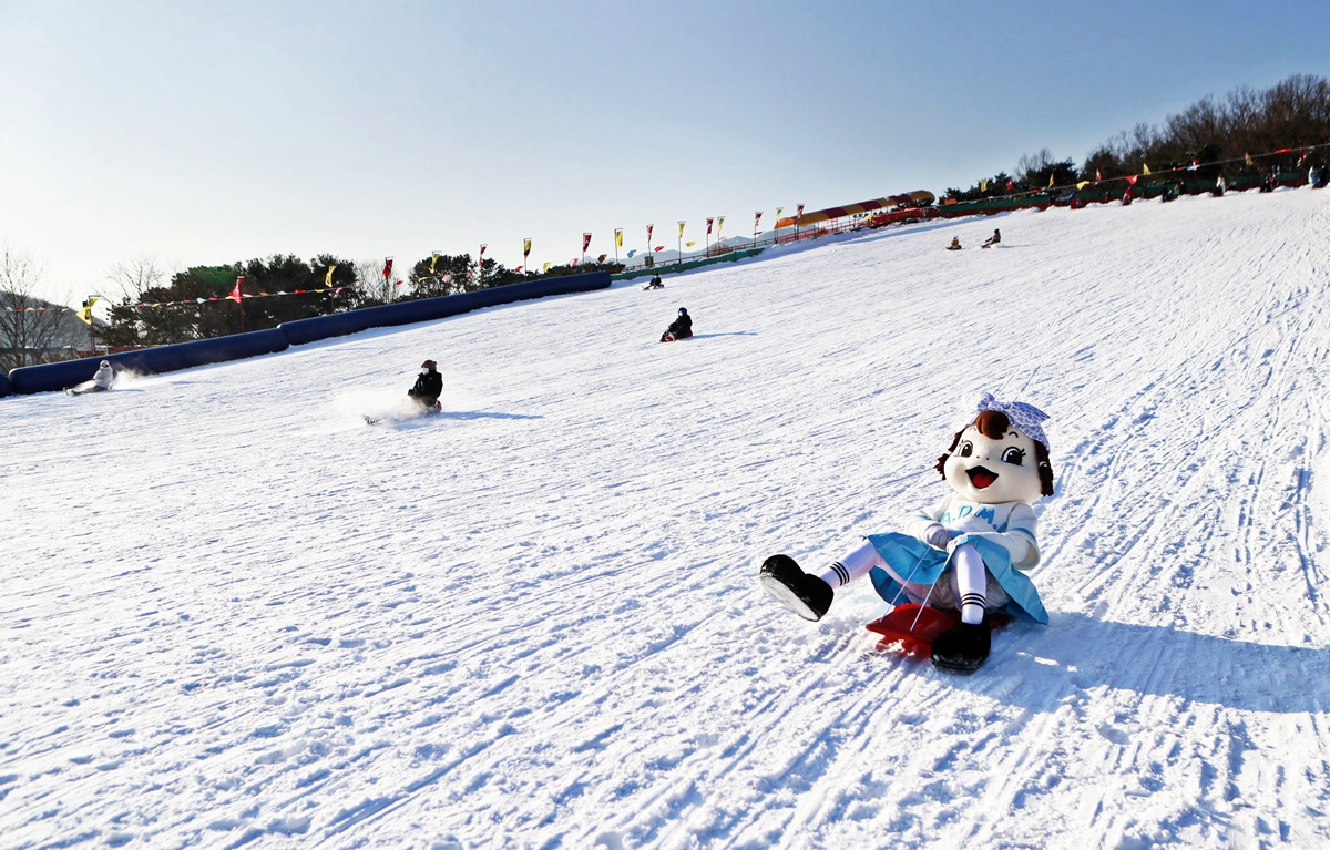 서울랜드 눈썰매장 이미지 2.jpg
