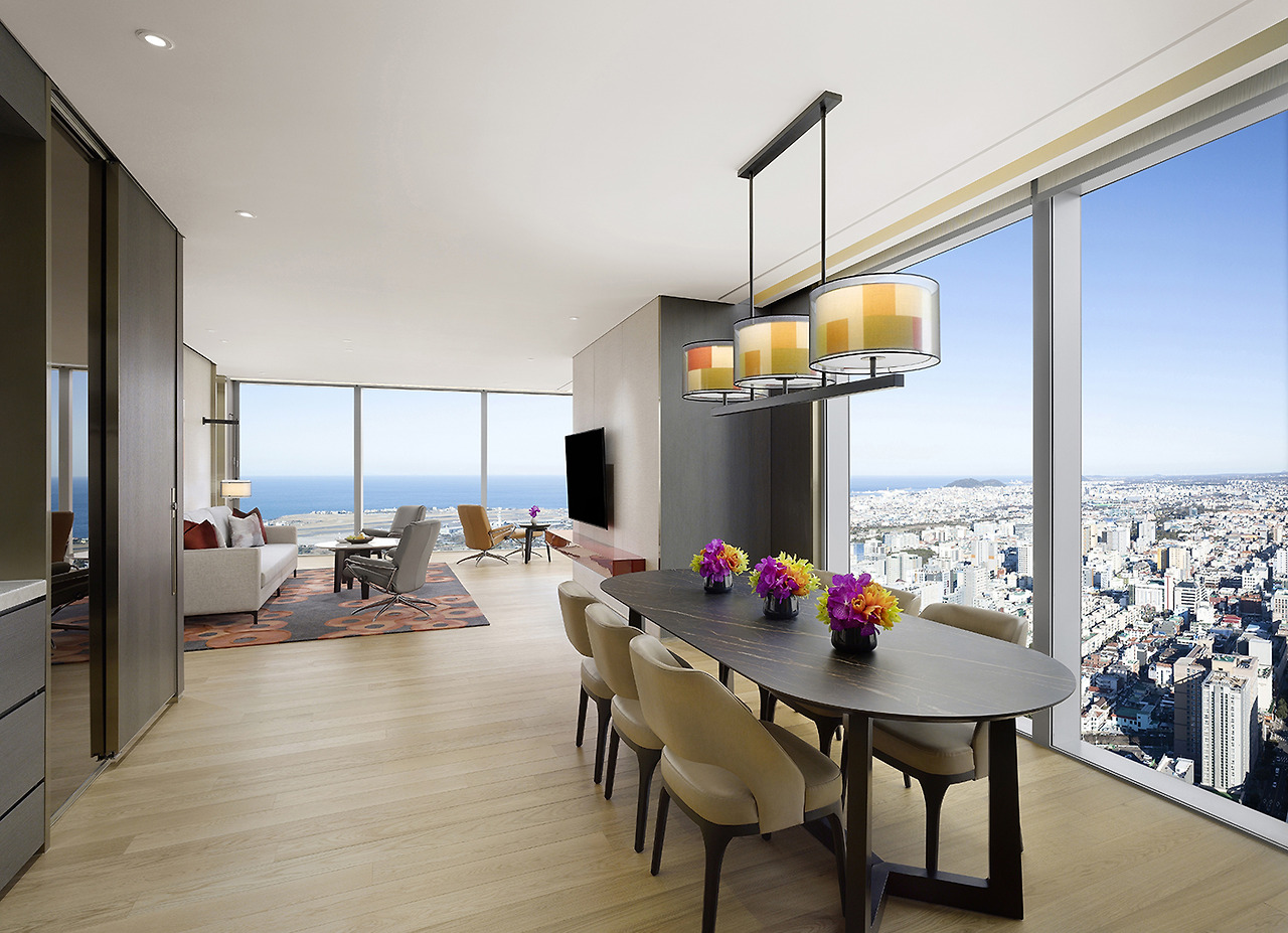 [제주 드림타워 복합리조트] 그랜드 하얏트 제주_코너 스위트.jpg