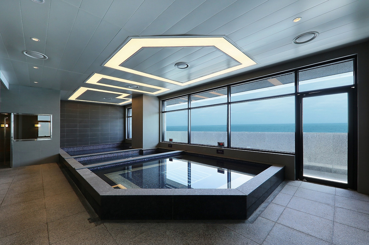 1. 머큐어 앰배서더 울산 호텔_1사우나.jpg