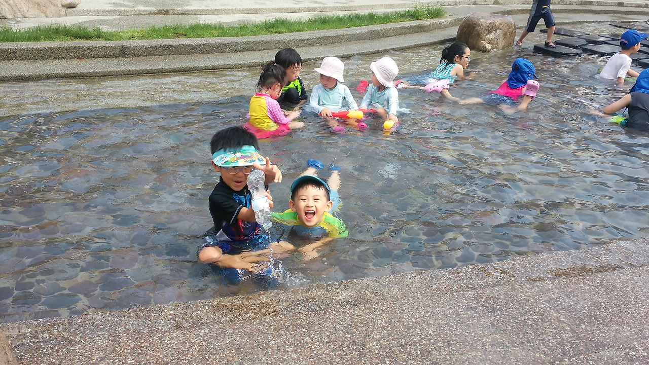 노는 희운 현규.jpg