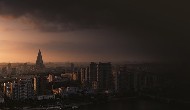 ryugyong-hotel-4534092_640.jpg