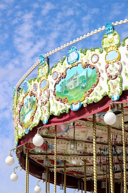 carousel-5264684_640.jpg