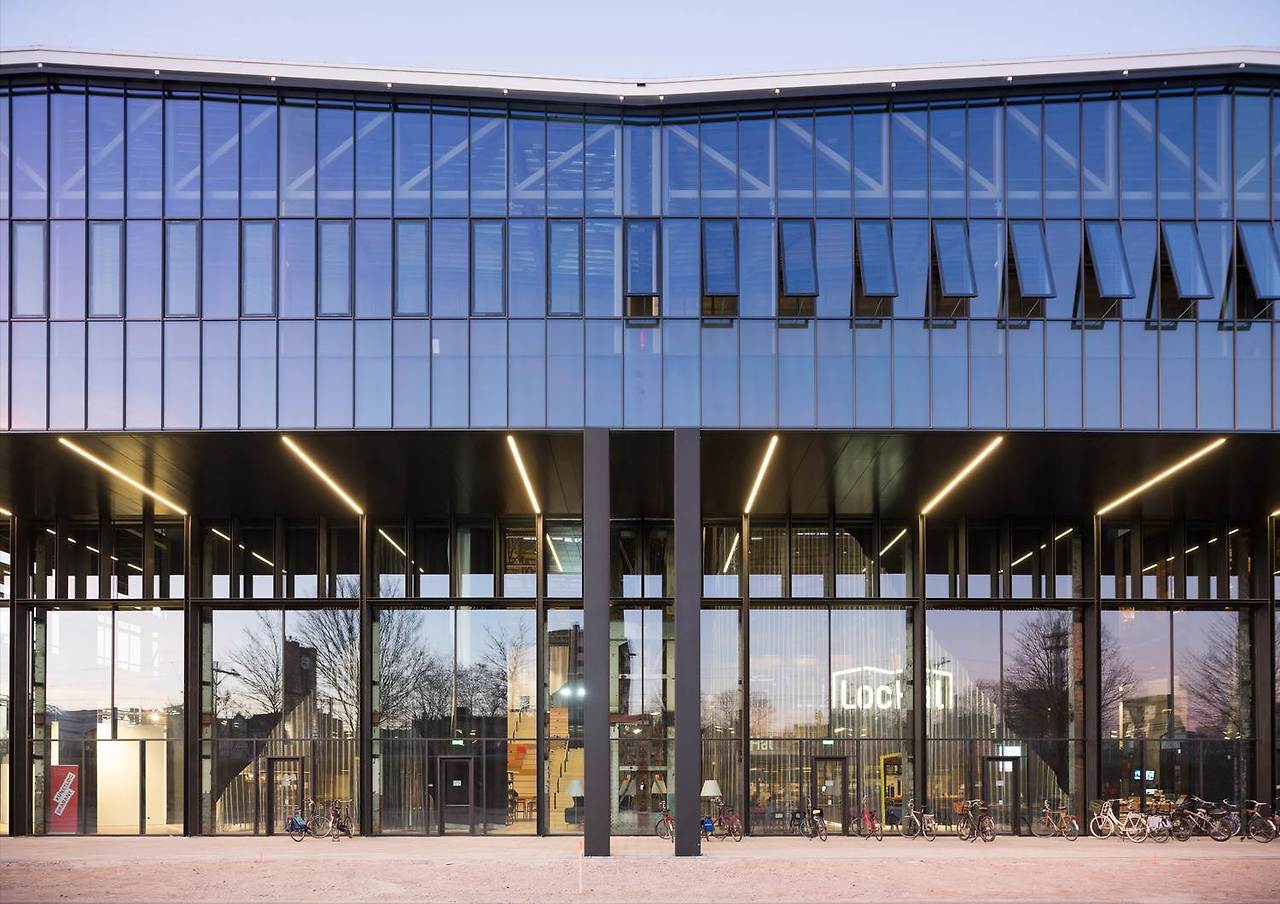 로칼도서관5 메카누.jpg