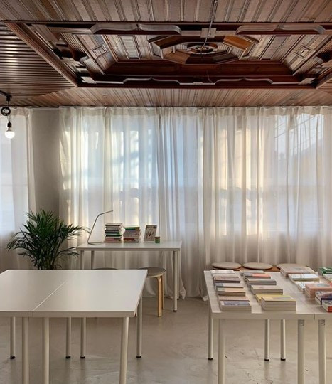 선혜님 매대.jpg