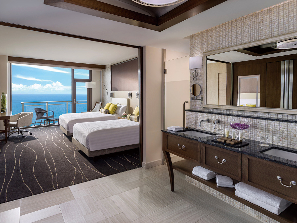 Deluxe-Oceanfront-room.jpg