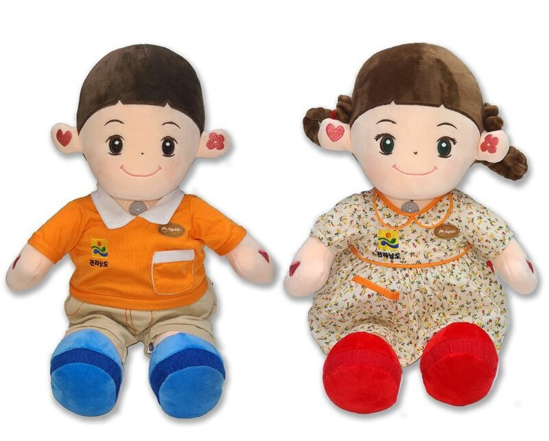 [사진 3] AI 반려 로봇 '효돌'.jpg