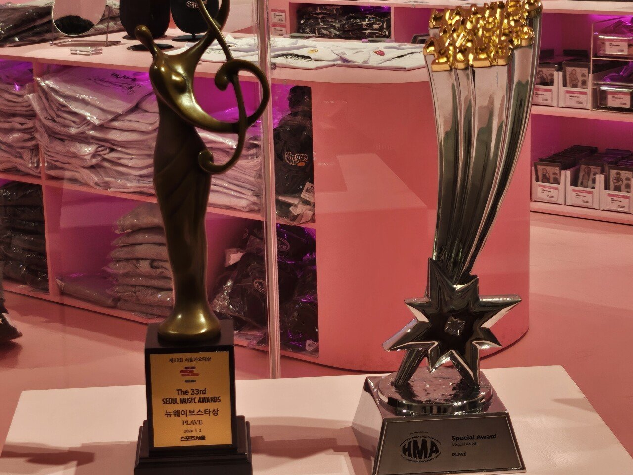 [사진 4] 각종 시상식 수상.jpg