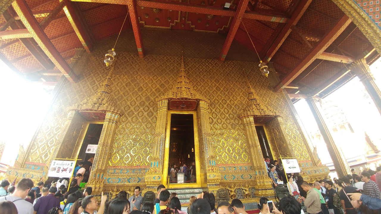 palaceNWatPhraKaew (17).jpg