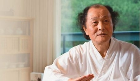 조정래 작가.jpg