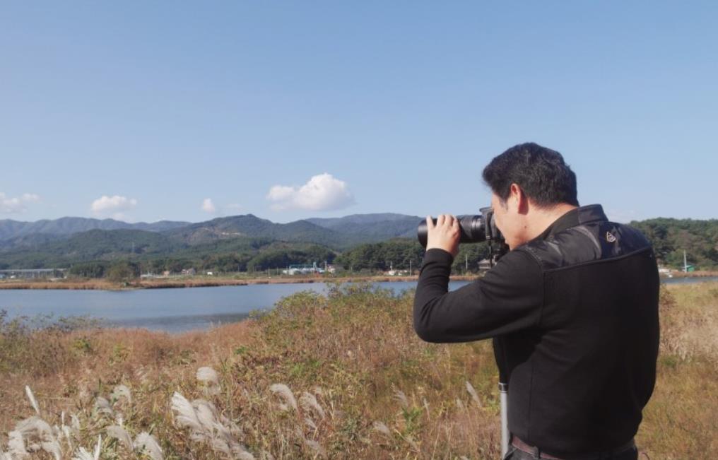 사본 -아빠 사진 찍는 모습2.jpg