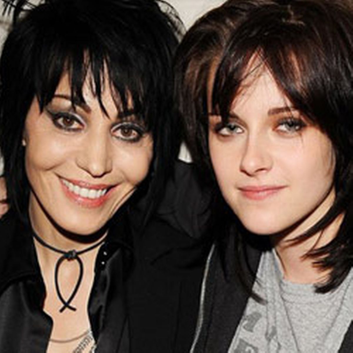 joan-jett-with-kristen-stewart-image-1-413572018.jpg