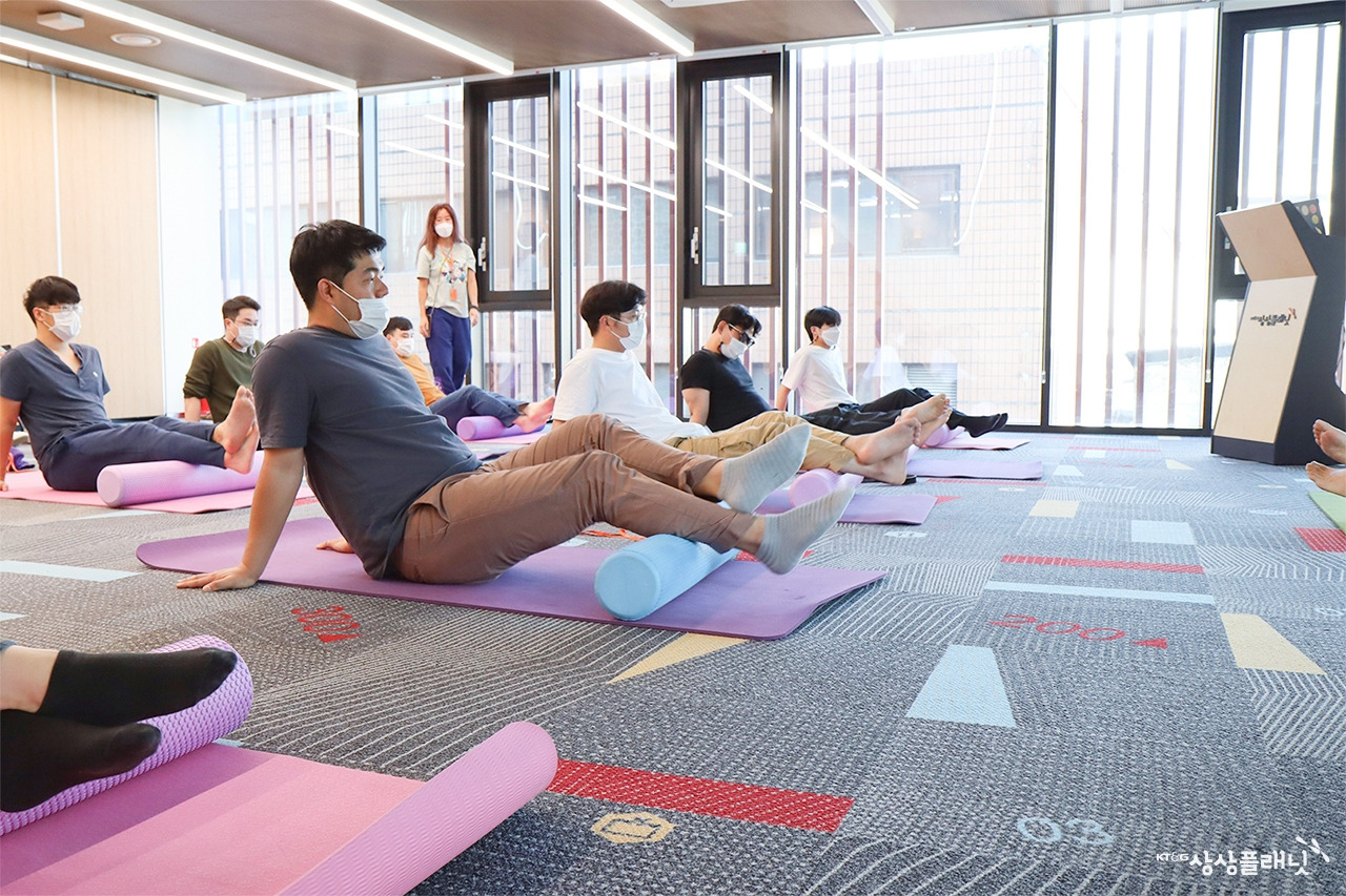 빙빙아워_4 copy.jpg