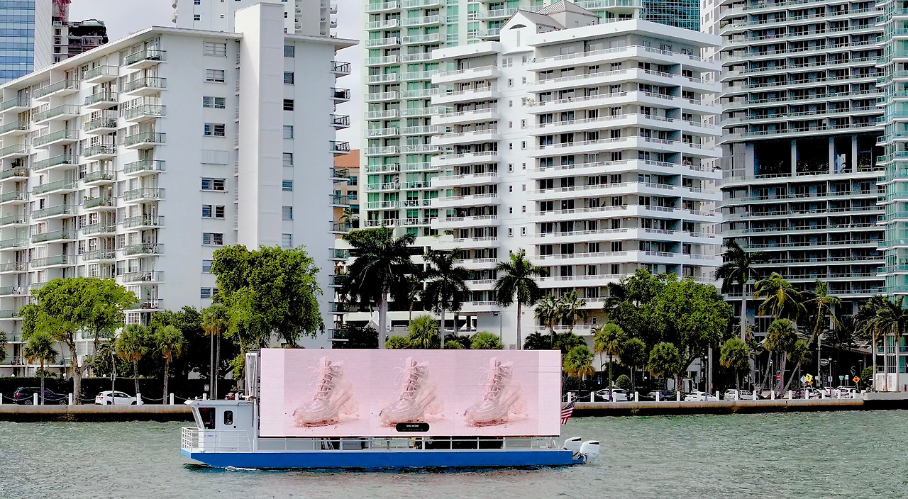 2050 MNX15's FASHION.jpg