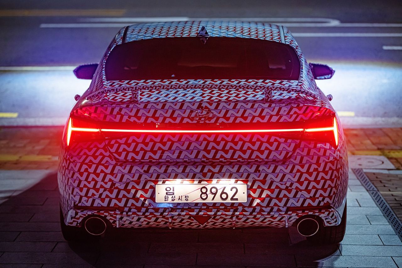 2022-hyundai-elantra-n-teaser-30.jpg